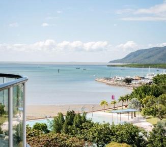 Three Bedroom Apartment with Ocean View