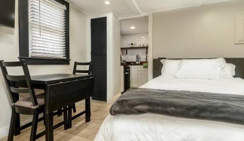 One-Bedroom House