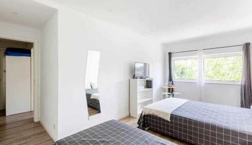 Triple Room with Shared Bathroom