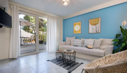 Two-Bedroom Apartment with Garden