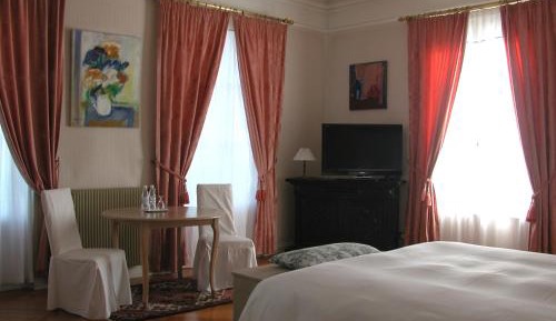 Family Suite (6 Adults)