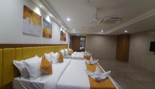 Deluxe Double or Twin Room