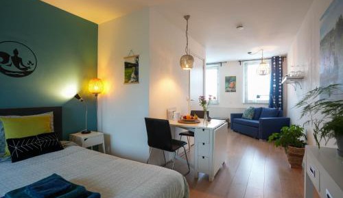 Standard Double Suite