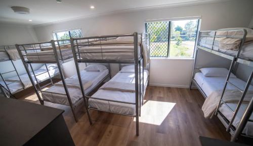 Single Bed in Mixed Dormitory Room