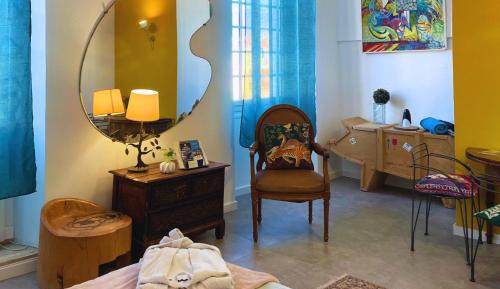 Studio (2 Adults) - Atelier