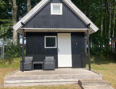 Bungalow with Shared Bathroom