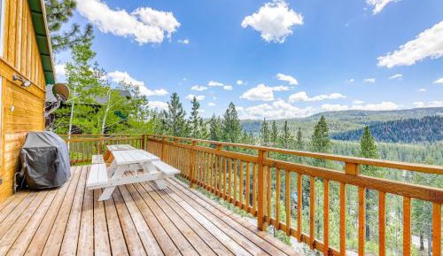 Four bedroom holiday home 