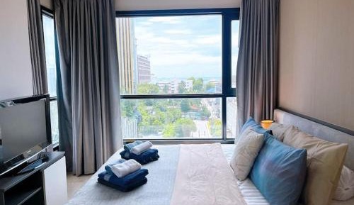 Deluxe Suite with Sea View