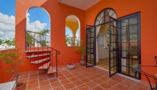 Queen Room with Balcony