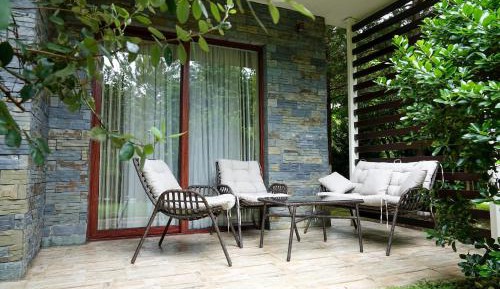 Studio with Terrace