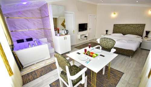 Suite with Spa Bath