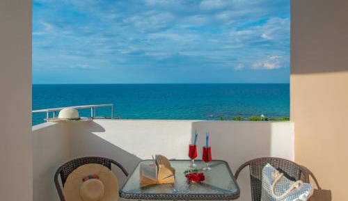 Studio with Sea View