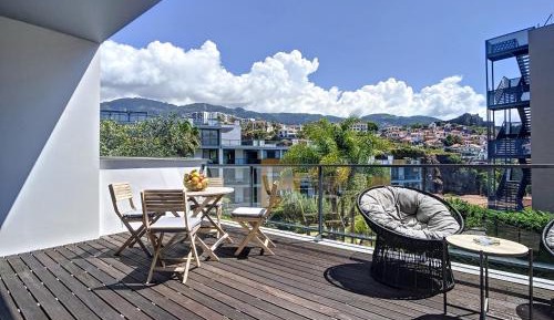 Apartment with Balcony