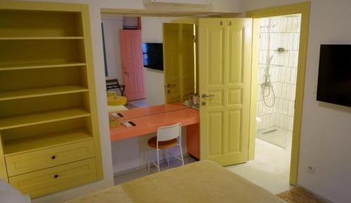 Deluxe Double Room with Shower