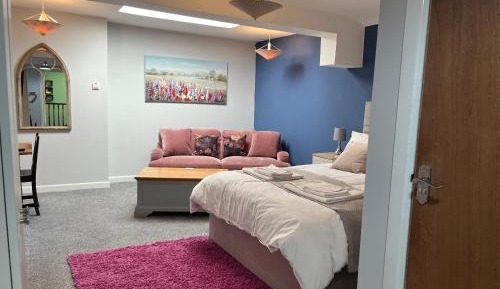 Deluxe King Room