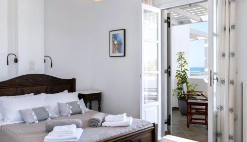 Deluxe Suite with Sea View