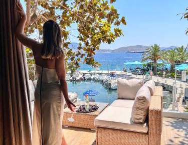 Suite with Sea View