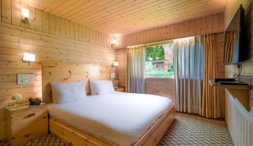 Double Deluxe Room