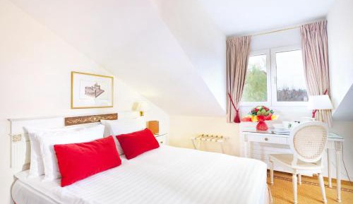 Classic Attic Room 