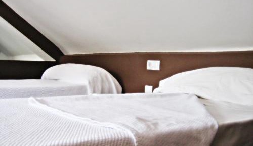 One-Bedroom Apartment (2 Adults)