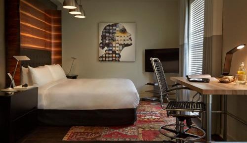 Superior King Room
