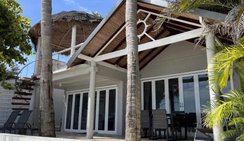 Bungalow - Beach Front