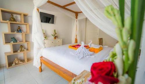 King Room with Pool View
