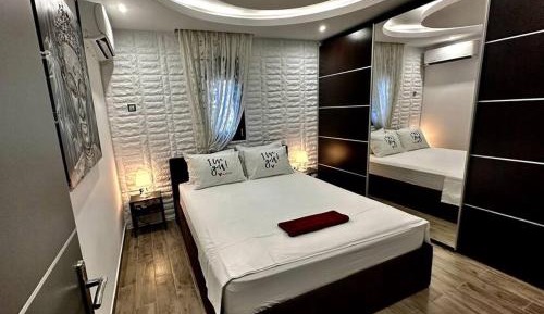 One-Bedroom Villa