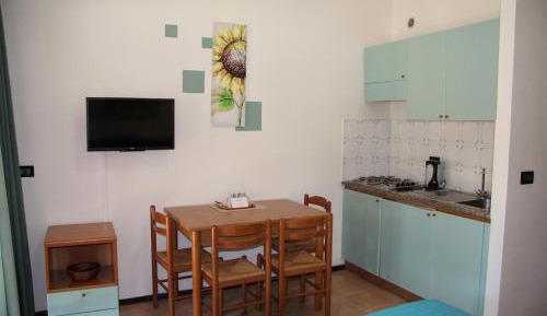 Studio with Garden (4 Adults)
