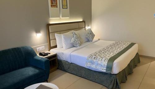 Standard Double or Twin Room - Early check-in & Late check-out up to 3 hours (on availability), 20% discount on food and beverage
