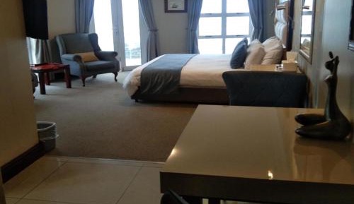 Luxury King Room