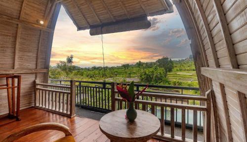 Lumbung House