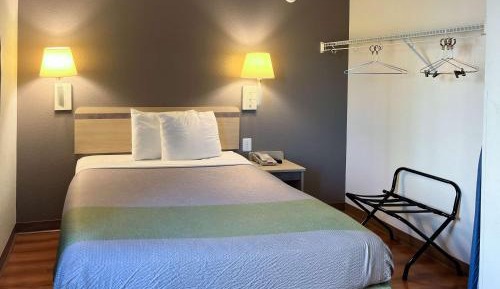 Deluxe Double Room - Non-Smoking
