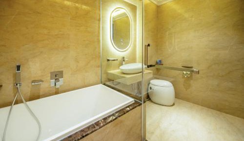 King Room with Pool View