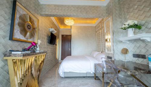 King Room with Balcony