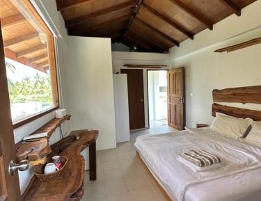 Deluxe Double Room with Shower