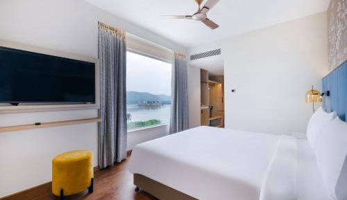 Double Room with Lake View