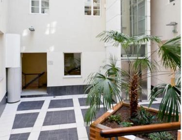 Two-Bedroom Apartment with Sauna - Raekoja Plats 8