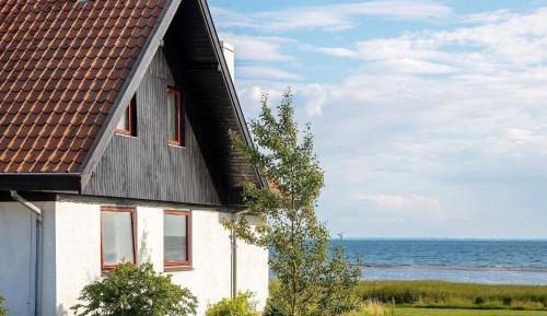 Five-Bedroom Holiday Home