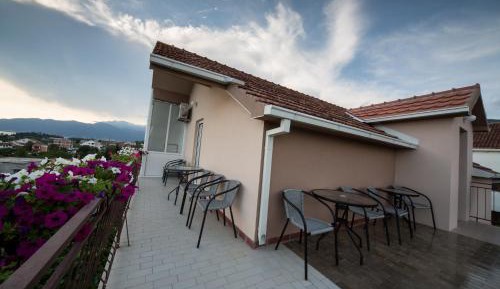 Studio with Terrace and Sea View