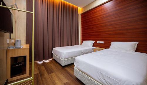 Twin Room with View