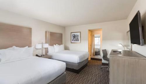 Double Room with Two Double Beds - Non-Smoking