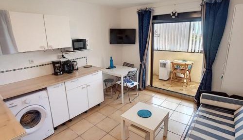 Studio Apartment