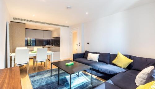 Apartment with Shower