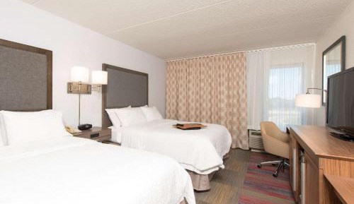 Room with Two Queen Beds - Non-Smoking