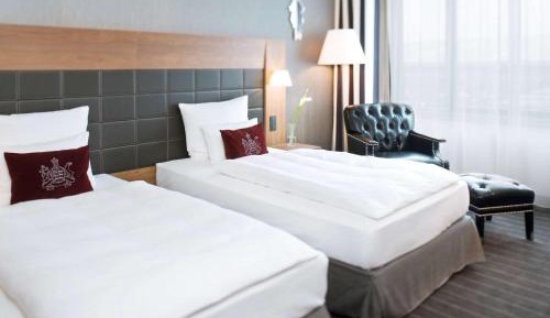 Premium Twin Room