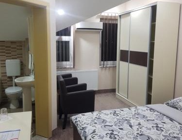 Deluxe Family Suite