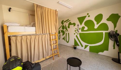 Bed in Male Dormitory Room (max 6 beds)