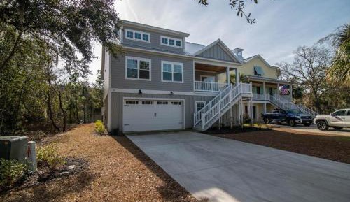 Four-Bedroom Holiday Home