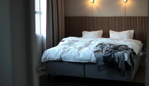 Three-Bedroom Deluxe Apartment